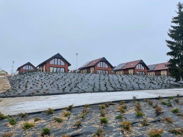 24 Domy pod klucz RYN nad jeziorem, własna marina