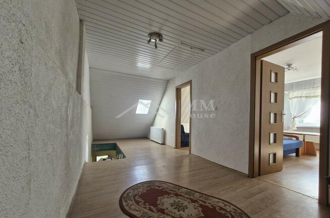 Pół domu do częściowego remontu.