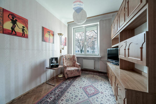 Saska Kępa -2 oddzielne pokoje + widna kuchnia