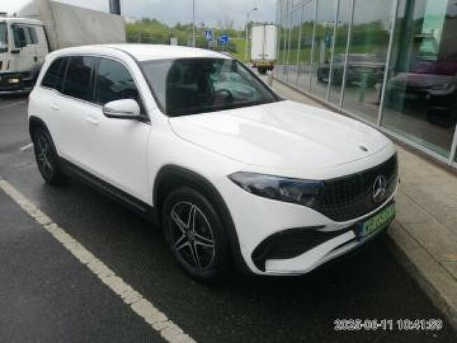 Mercedes EQB