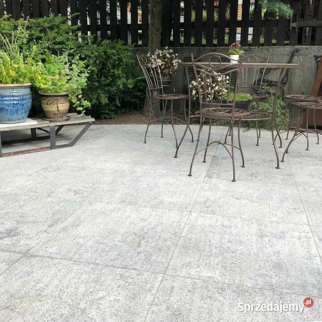 Płytki Wapień L828 płomieniowany i szczotkowany 60x60x2 cm