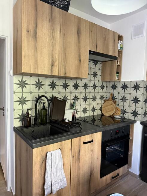 Zamienię komunalne 2 pokoje 38m na Mokotowie, na 3-4 pokoje