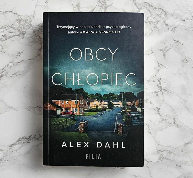 Książka Obcy Chłopiec Alex Dahl