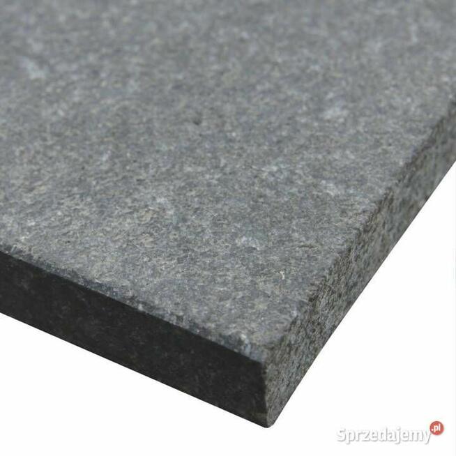 Stopień granitowy Black Andesit płomieniowany 150x33x2 cm