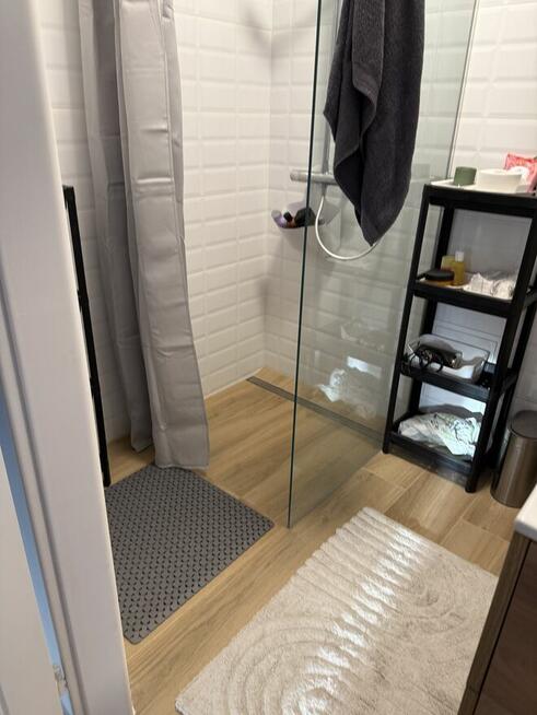 Zamienię komunalne 2 pokoje 38m na Mokotowie, na 3-4 pokoje