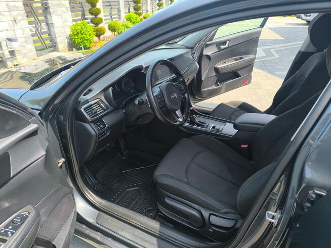 Kia Optima 1.7d automat godna uwagi