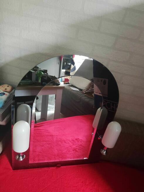 Lustro Łazienkowe ścienne na ścianę z Oświetlenie łazienki