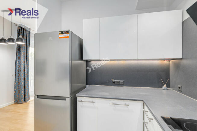 Z garażem i komórką