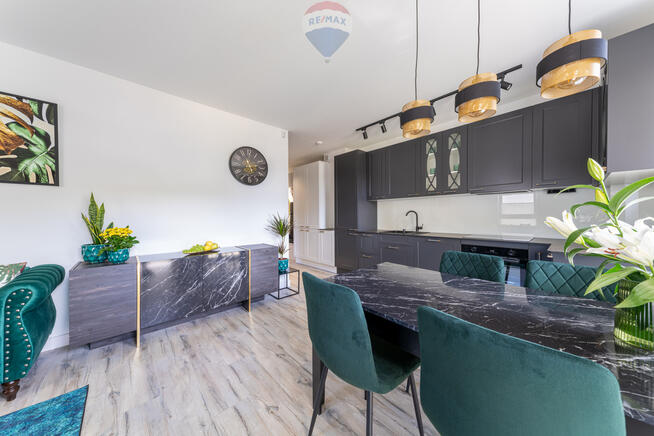 Eleganckie 3-pokojowe mieszkanie w nowej kamienicy