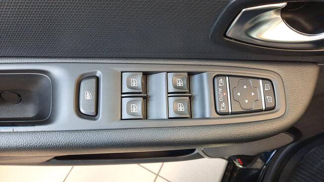 Renault Clio (Energy) TCe 90 Start & Stop LIMITED