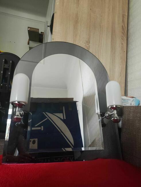 Lustro Łazienkowe ścienne na ścianę z Oświetlenie łazienki