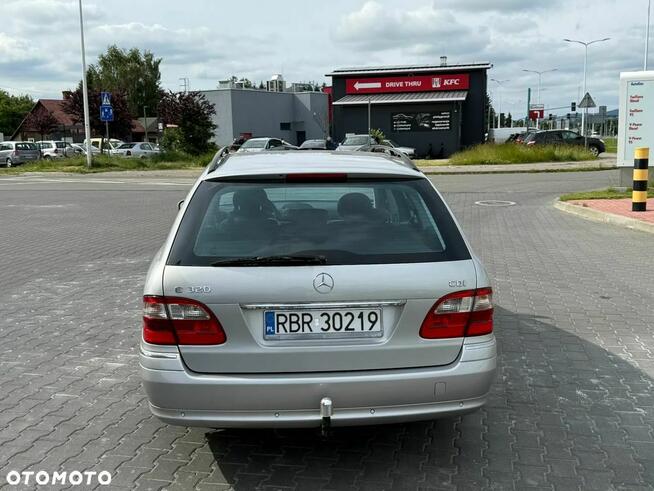 Mercedes-Benz Klasa E 320 T CDI Elegance