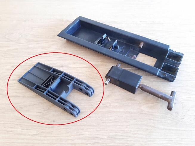 Klamka do burty VolksWagen T4 Transporter. Nowa mocna