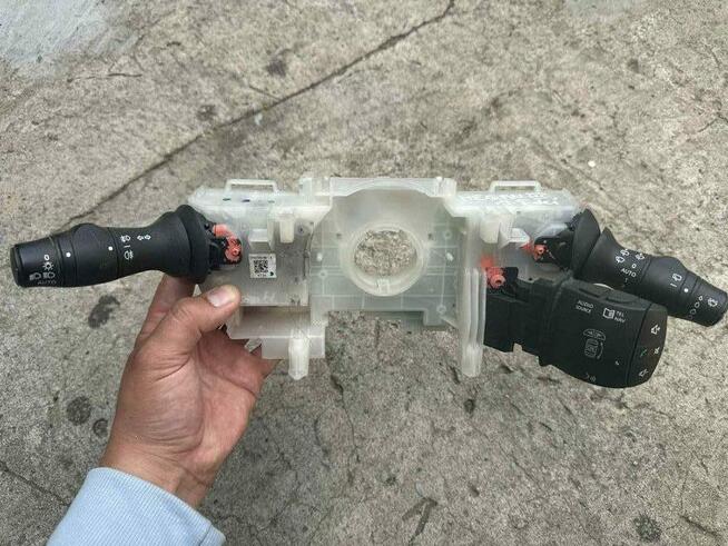 Manetki wycieraczek kierunowskazów RENAULT MEGANE 3 BOSE