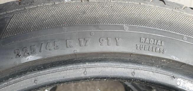 Opony Mercedes B klasa 4szt 225/45/R17