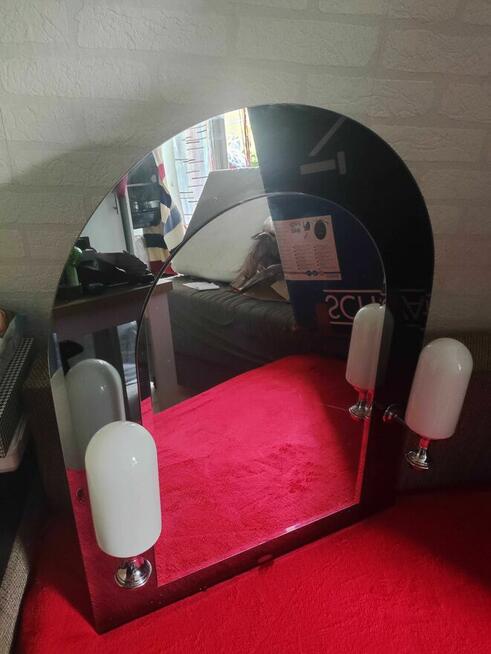 Lustro Łazienkowe ścienne na ścianę z Oświetlenie łazienki