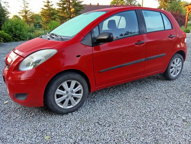 YARIS p2 benz 1.0 . 2009 rok