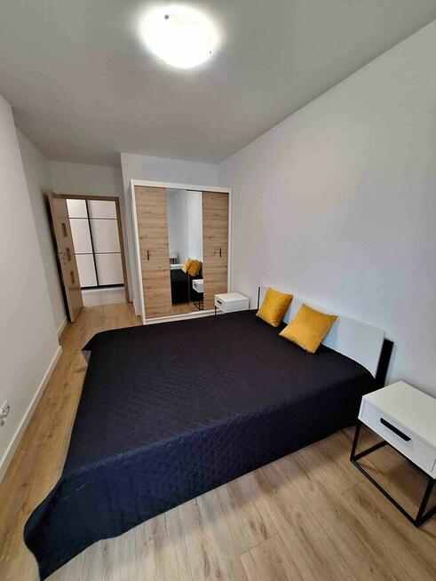 3 pokoje, klimatyzacja, garaż podziemny; SKM toruńska