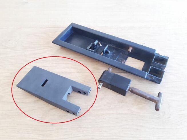 Klamka do burty VolksWagen T4 Transporter. Nowa mocna