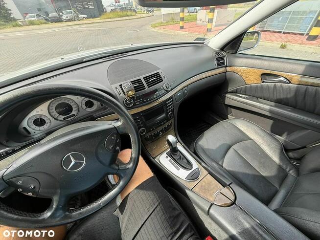 Mercedes-Benz Klasa E 320 T CDI Elegance