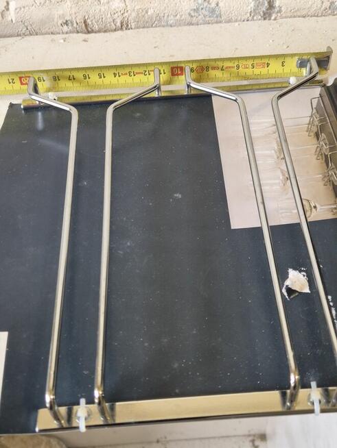 Uchwyty do kieliszków