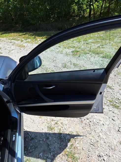 BMW E90 318d 2.0 diesel 145 KM | 2009 | Manual 6 biegów | Sk