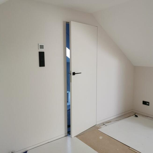 Drzwi wewnętrzne ukryte