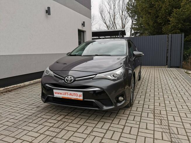 Toyota Avensis 2.0 D-4D 143KM Salon Navi Premium Bi-Xenon Kamera Alu Led Gwarancja