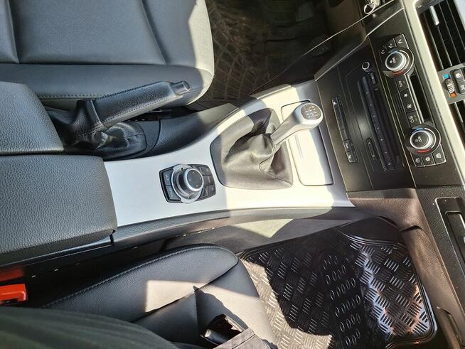 BMW E90 318d 2.0 diesel 145 KM | 2009 | Manual 6 biegów | Sk