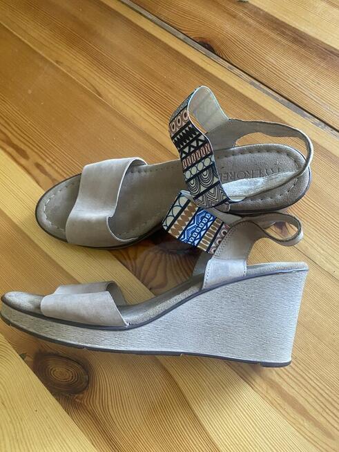 Sprzedam buty męskie i damskie