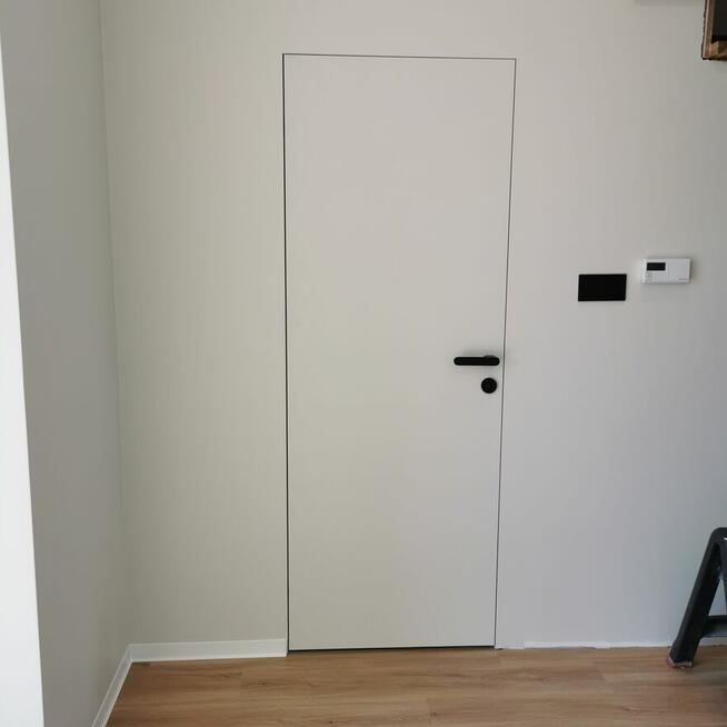 Drzwi wewnętrzne ukryte