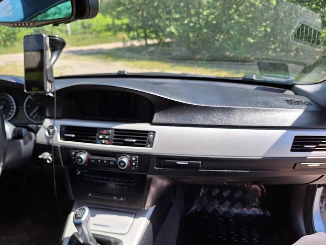 BMW E90 318d 2.0 diesel 145 KM | 2009 | Manual 6 biegów | Sk