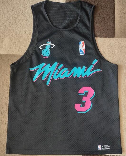 Sprzedam koszulkę NBA Miami Heat OKAZJA! piękny egzemplarz!