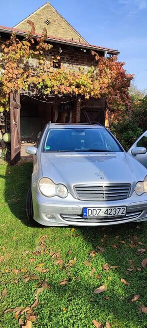 Mercedes Benz C- klasa 2.2 CDI