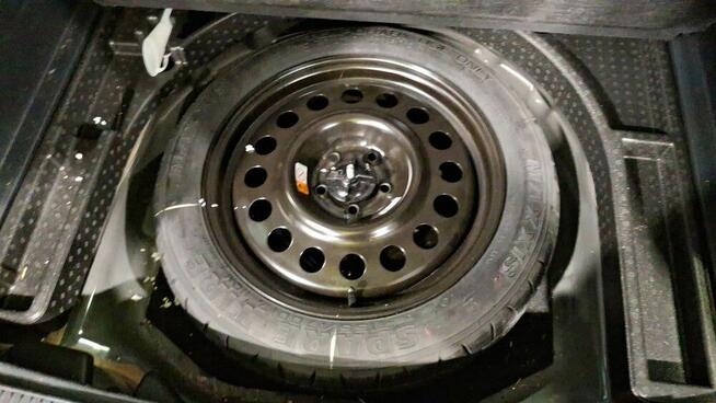 Sprzedam samochód osobowy