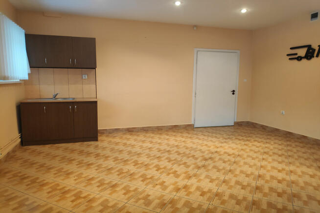 Do wynajęcia lokal biurowy – 135 m² – Nowy Targ