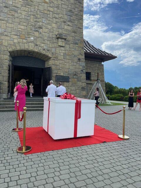 Balony z helem, Balonowe Pudło na wesele