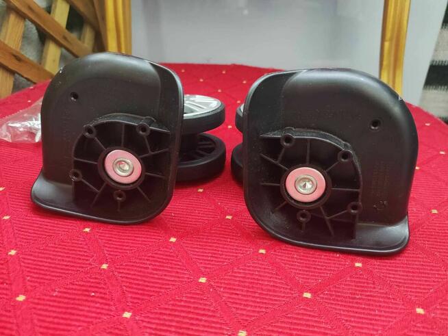 Kółka Obrotowe do Dużej Walizki Turystycznej Koła Skrętne