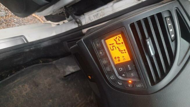 1.6 HDi Dizel 110 KM pełny kompute 7osobow automat Climatron