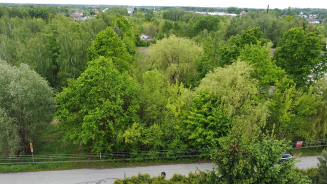 Duża działka z budynkiem we Wsoli blisko Radomia.