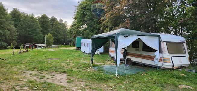 Działka budowlana z linią brzegową, Skolity