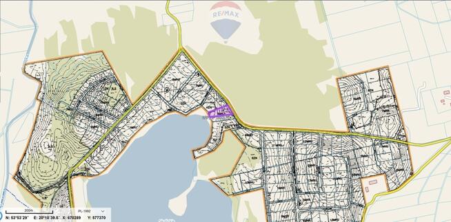 Działka budowlana z linią brzegową, Skolity