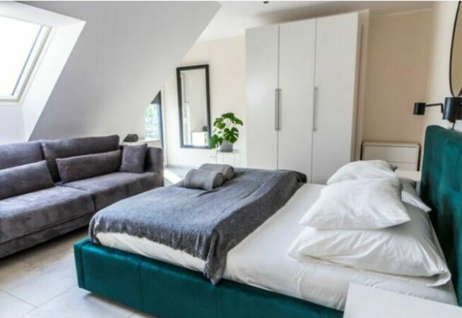 Stylowy apartament - morze – 2 pokoje + parking w cenie