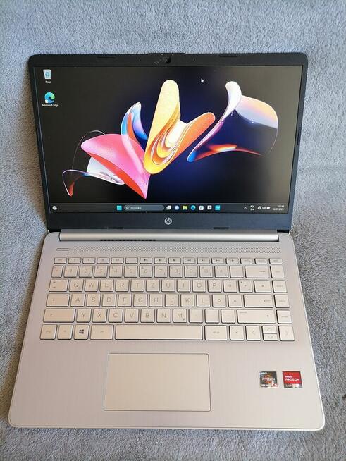 Laptopy tablety smartfony nowe i używane duży wybór gwaran