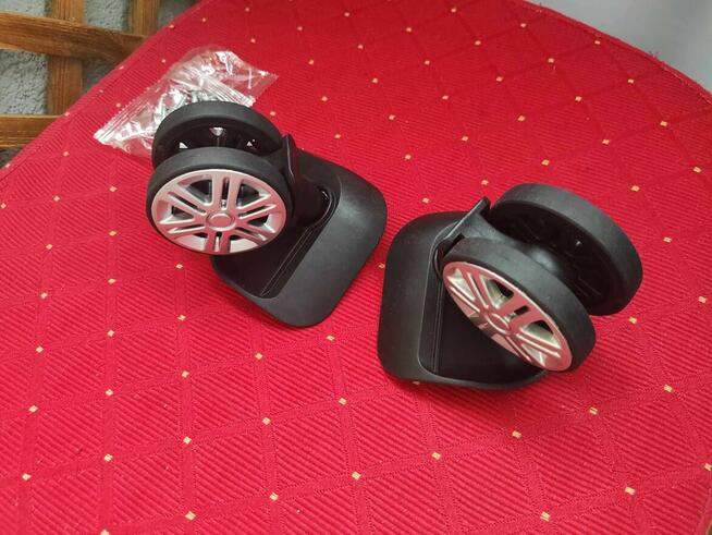 Kółka Obrotowe do Dużej Walizki Turystycznej Koła Skrętne