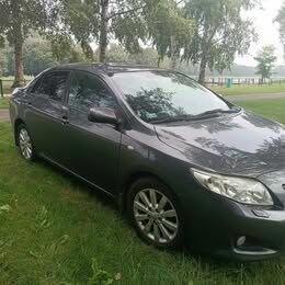 Sprzedam Toyota Corolla sedan 2010 rok