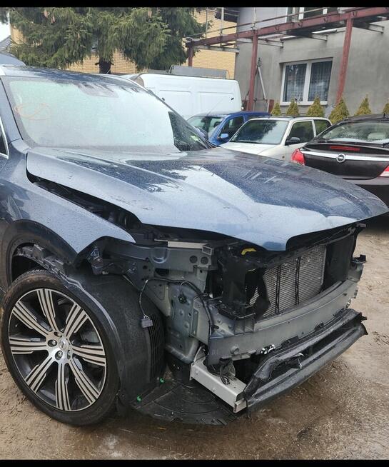 Sprzedam uszkodzona maskę Volvo XC90 2020