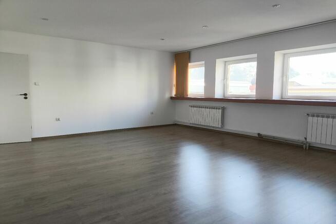 Do wynajęcia lokal biurowy – 61 m² – Nowy Targ