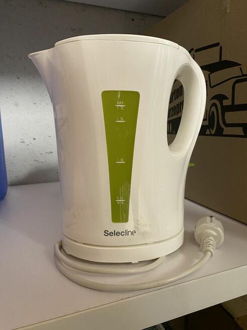 Czajnik elektryczny przewodowy Selecline 1.7L Biały