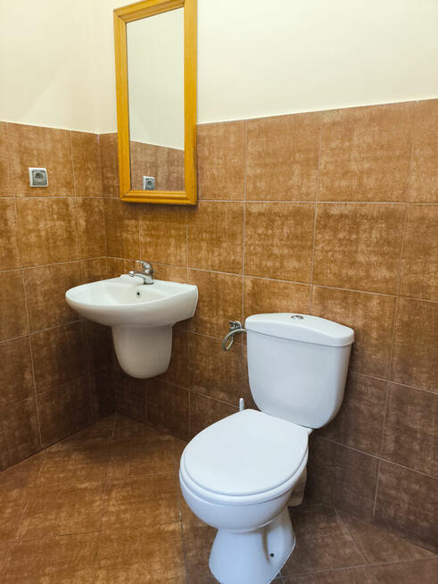 Do wynajęcia lokal biurowo-magazynowy – Nowy Targ